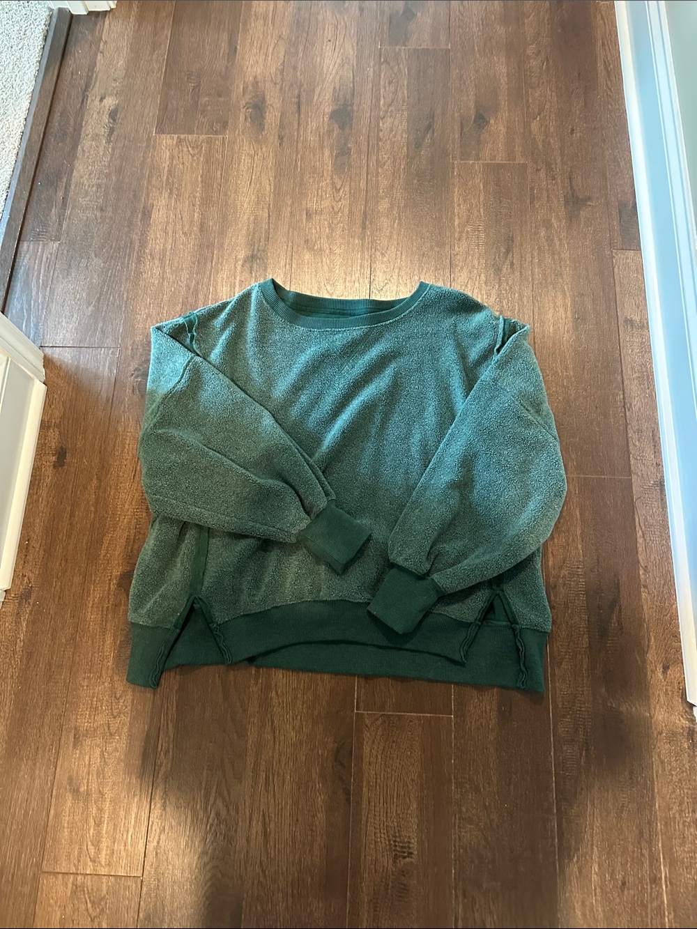 American Eagle Outfitters Forest Green Crewneck Sweater